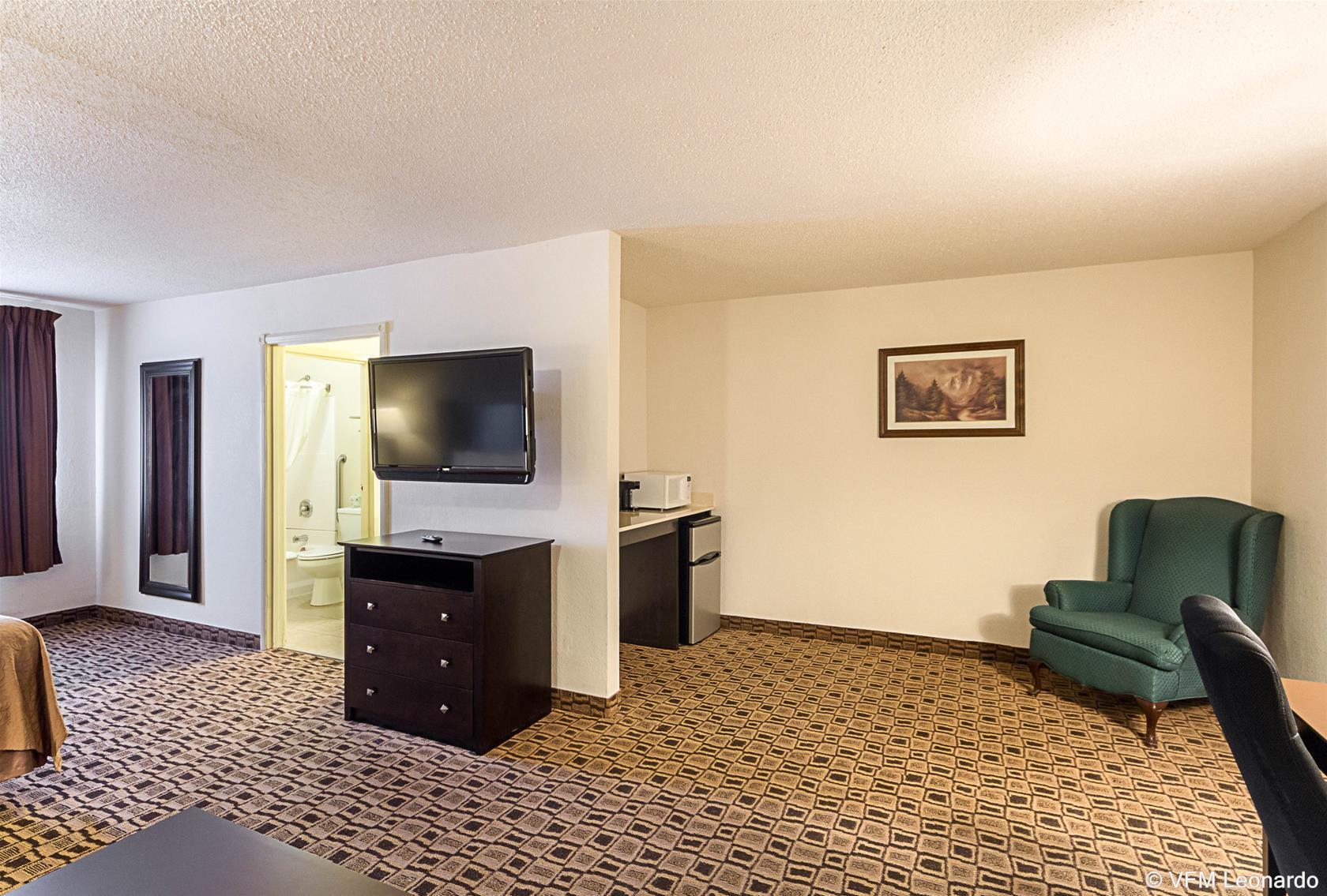 Coratel Plus Suites Wichita West Airport Exterior foto